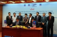 Ký kết hai hợp đồng lớn ngành dầu khí