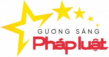 Tôn vinh “Gương sáng pháp luật”