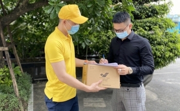 Nhiều học sinh thiếu sách giáo khoa, Bưu điện Việt Nam vận chuyển tại nhà