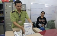 Truy quét hàng đội lốt nhãn hiệu nổi tiếng