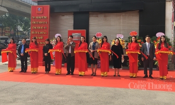 Cửa hàng xăng dầu văn minh thương mại: Phục vụ tối đa lợi ích của khách hàng