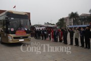 Than Hòn Gai hỗ trợ phương tiện đưa công nhân về quê đón tết