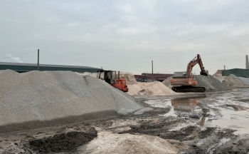 Quảng Ninh: Đề xuất xử phạt hơn 140 triệu đồng về hành vi khai thác cát trái phép