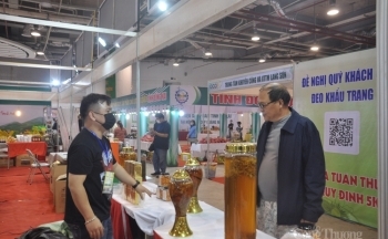 Thêm cơ hội mua sắm trực tuyến tại Hội chợ OCOP Quảng Ninh 2022