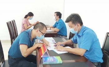 Quảng Ninh lập điểm tư vấn pháp luật cho công nhân tại các khu công nghiệp