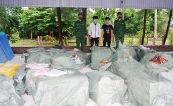 Quảng Ninh: Bắt giữ hơn 1.400kg thực phẩm nhập lậu từ Trung Quốc