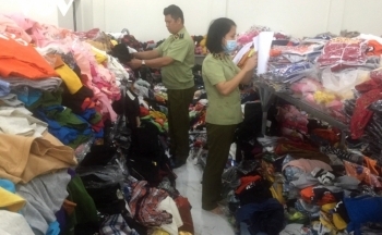 Quảng Ninh: Phát hiện kho hàng chứa sản phẩm nhái trị giá 180 triệu đồng