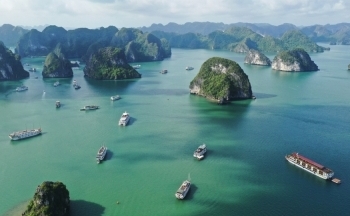 Quảng Ninh đón nhận nhiều giải thưởng du lịch thế giới