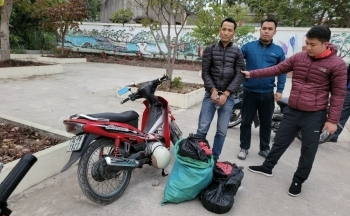 Quảng Ninh: Tạm giữ đối tượng sản xuất, buôn bán pháo nổ trái phép