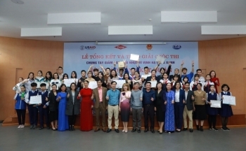 Quảng Ninh: Thúc đẩy giảm rác thải nhựa trên vịnh Hạ Long