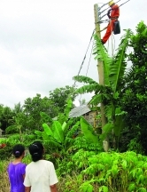 Electricity helps Khmer escape poverty