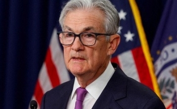 FED tiếp tục duy trì lãi suất ở mức cao nhất 22 năm