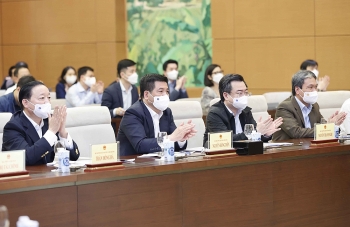 Phiên chất vấn và trả lời chất vấn: Cùng làm sáng tỏ các vấn đề 