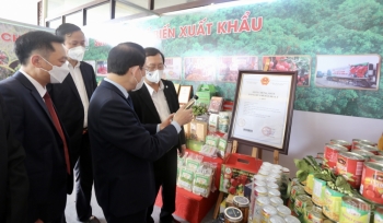 “Sóng” đầu tư vào khoa học và công nghệ