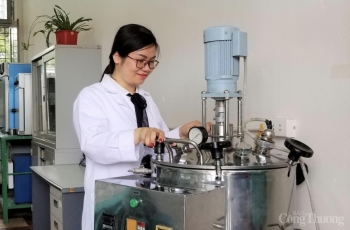 Biến phụ phẩm ngành giấy thành phụ gia thức ăn chăn nuôi giàu protein