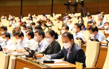 Quốc hội rút ngắn 3 ngày họp để tập trung chống đại dịch Covid-19