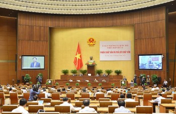 Chủ tịch Quốc hội đề nghị các Bộ trưởng trả lời thẳng thắn, không né tránh, đúng trọng tâm