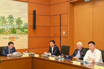 Đưa công tác thi đua, khen thưởng đi vào thực chất, tạo động lực phát triển kinh tế - xã hội