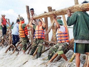 Thiên tai làm chết và mất tích 64 người, gây thiệt hại kinh tế khoảng 3.900 tỷ đồng