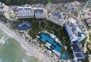 Tập đoàn Sun Group mời đội tuyển U23 Việt Nam nghỉ dưỡng tại JW Marriott Phu Quoc Emerald Bay