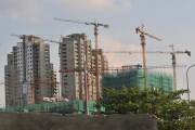 “Siết” dòng vốn đổ vào bất động sản