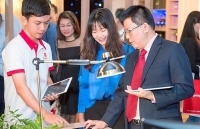 Thay đổi hoặc bị đào thải