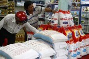 Nâng cao giá trị gạo Việt