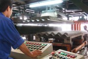 Sản xuất tấm lợp không amiăng: Thành công từ nội lực