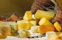 Thu hồi sản phẩm phomai nhập khẩu từ Pháp