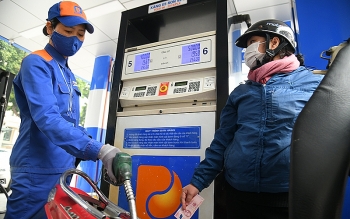 Lời giải nào để ổn định thị trường xăng dầu?