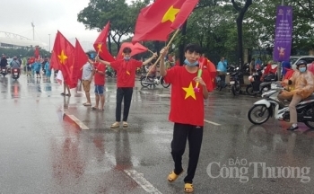 Không khí sôi động trước trận chung kết bóng đá nam Seagames