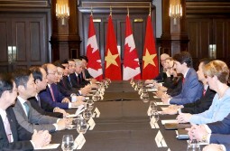 Thủ tướng Nguyễn Xuân Phúc hội đàm với Thủ tướng Canada