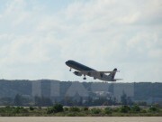 Vietnam Airlines lọt top 3 hãng hàng không tiến bộ nhất thế giới