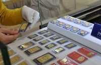 Giá vàng trong nước giảm theo thế giới