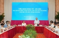 Thủ tướng chủ trì họp Tiểu ban Kinh tế-Xã hội với các địa phương miền Trung, Tây Nguyên