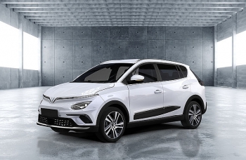 Bộ Tài chính đề xuất giảm 50% lệ phí trước bạ: Cú hích cho ngành ô tô điện Việt