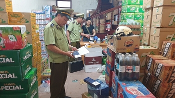 Nhức nhối điểm bán lẻ thuốc lá lậu