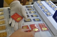 USD tăng, giá vàng SJC lặng sóng đầu tuần
