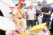 Bắt giữ hơn 200kg nội tạng động vật không rõ nguồn gốc