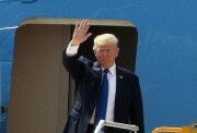 Tổng thống Hoa Kỳ Donald Trump bắt đầu chuyến thăm cấp Nhà nước tới Việt Nam