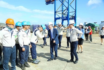 Doosan Vina hoàn thành đơn hàng 6 cẩu trục STS khổng lồ cho khách hàng Gemadept- CMA CGM