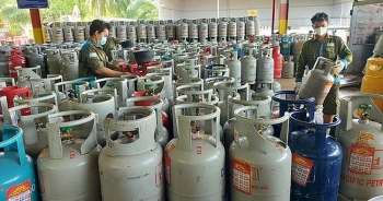 Giá gas tăng thêm 17.000 đồng/bình 12kg