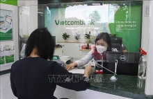 Tiền gửi không kỳ hạn giảm, nhiều ngân hàng tăng lãi suất tối đa