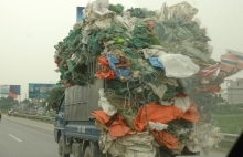 Hà Nội: Hỗ trợ mô hình thu gom, tái chế chất thải nhựa