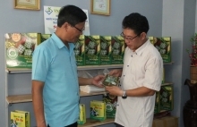 Lack of labor is one of the barriers for trade villages