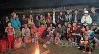 Mang xuân yêu thương đến với người dân nghèo huyện Văn Chấn