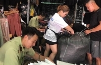 Quản lý thị trường Hà Nội tiếp tục kiểm tra hàng giả hàng nhái tại điểm nóng Ninh Hiệp
