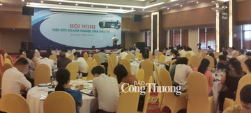 Hội nghị tiếp xúc các doanh nghiệp, nhà đầu tư tại thành phố Móng Cái