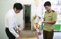 Đắk Lắk: Phát hiện nhà thuốc găm 2.000 khẩu trang y tế dù báo hết hàng