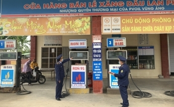 Phát hiện hơn 250 cửa hàng xăng dầu đóng cửa, tạm ngưng hoạt động với đủ lý do